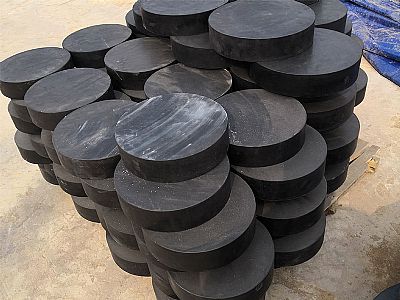 皮山县板式橡胶支座由若干层橡胶片与薄钢板经加压硫化